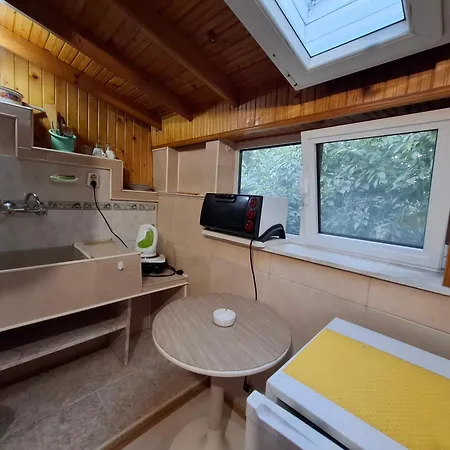 奥德索斯公寓 * 瓦爾納